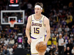 里夫斯职业生涯首次完成压哨绝杀!第三次在比赛剩余2秒内命中制胜球