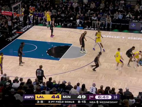 NBA常规赛：湖人vs森林狼第2节中文解说回放