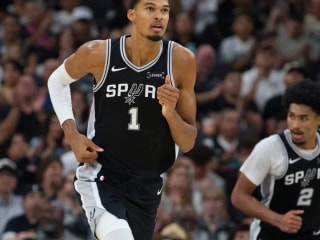 在文班亚马的带领下，年轻的马刺队有望创造队史最佳开局