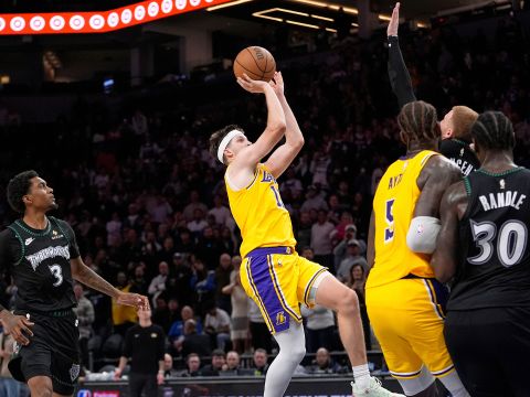 湖人116-115森林狼 里夫斯天神下凡压哨绝杀森林狼