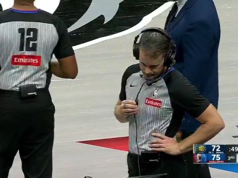 NBA常规赛：步行者vs独行侠第3节中文解说回放