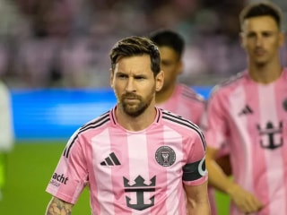 梅西2000万美元的薪水与美国职业足球大联盟的未来。此外：15岁的多曼创造历史