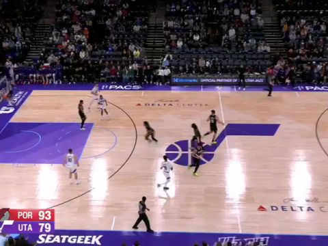 开拓者vs爵士第3节中文解说回放