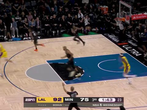 NBA常规赛：湖人vs森林狼第3节中文解说回放