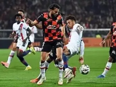 【全场回放】 洛里昂vs巴黎圣日耳曼 (鹿中原、王宇)