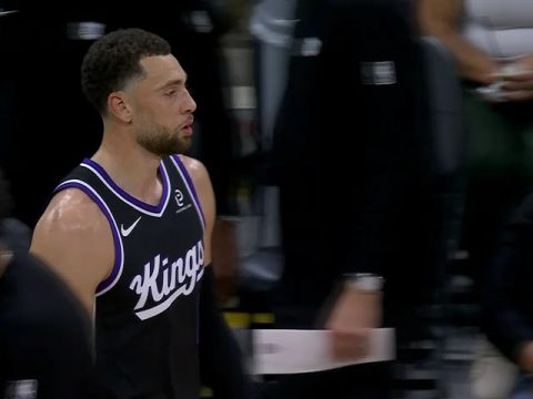 NBA常规赛:国王vs公牛第1节英文原声回放