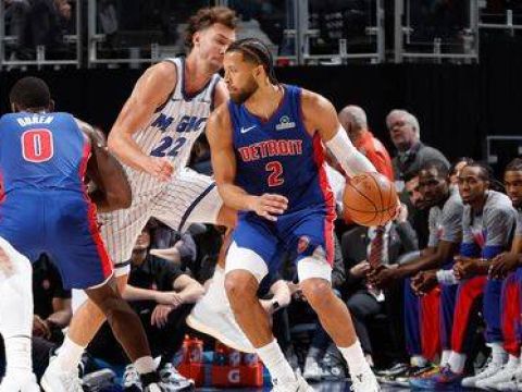 [腾讯全场集锦]🏀活塞逆转送魔术4连败 CC30+6+10 班凯罗24+11+7 哈里斯23分