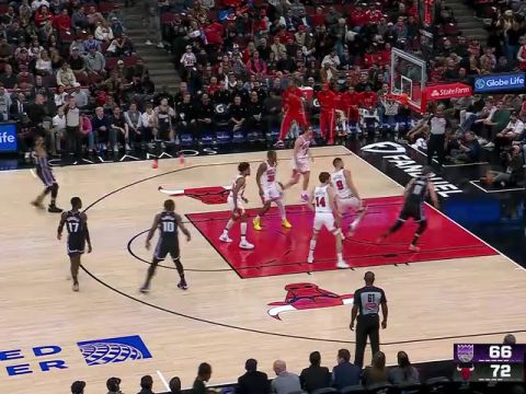 NBA常规赛:国王vs公牛英文原声全场回放