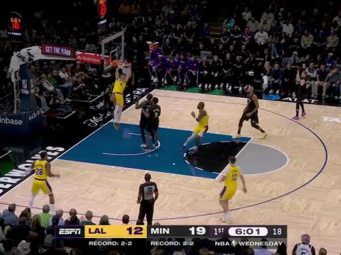 NBA常规赛：湖人vs森林狼第1节中文解说回放