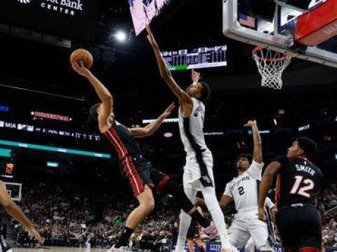 [腾讯全场集锦]🏀马刺灭火5连胜&队史最佳开局 文班27+18+6+5帽 阿德巴约31+10