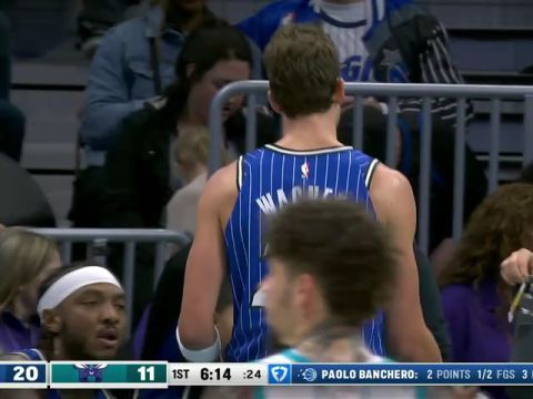 NBA常规赛:魔术vs黄蜂第1节中文解说回放