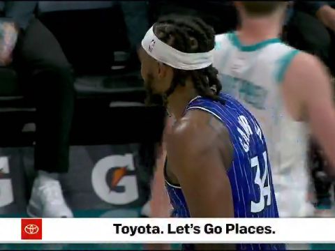 NBA常规赛:魔术vs黄蜂第4节英文原声回放