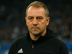 记者:弗里克在巴萨的一切都很好,他与亚马尔的关系都不错