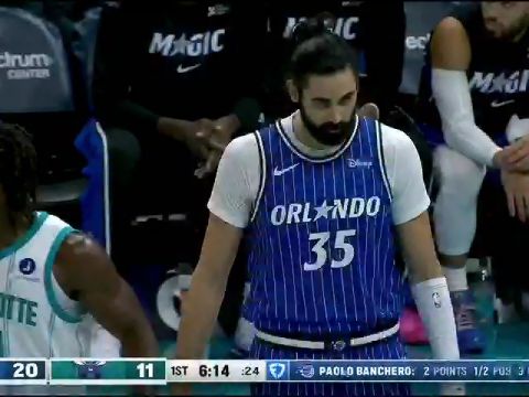 NBA常规赛:魔术vs黄蜂第1节英文原声回放