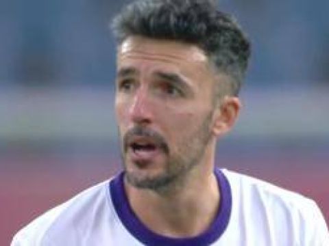 [进球视频]扳回一球！基莱斯禁区内左晃右突，冷射破门