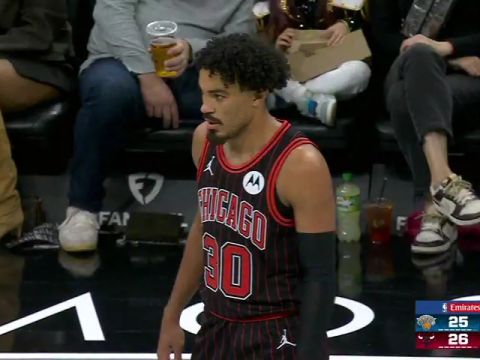 NBA杯小组赛东部C组：尼克斯vs公牛第1节中文解说回放