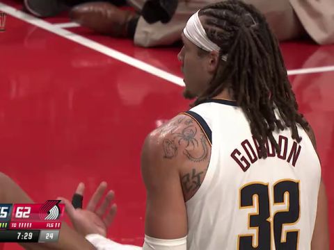 NBA杯小组赛:掘金vs开拓者第3节英文原声回放