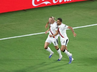 曼城在英超联赛对阵伯恩茅斯时可能的阵容 (4-1-4-1)