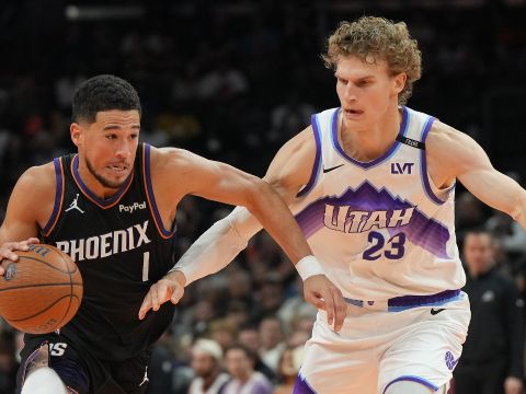 爵士96-118太阳 布克36+5+9力压马尔卡宁率队终结四连败