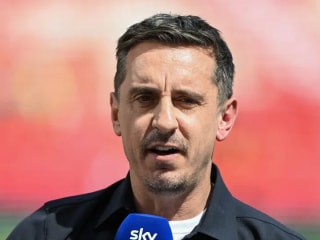 加里·内维尔担心曼联球星在森林队平局后表现“笨拙”：“陪审团尚未定论”