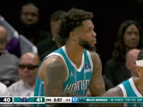 NBA常规赛:森林狼vs黄蜂第2节中文解说回放