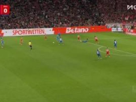 [进球视频]喝凉水都塞牙！格雷罗横扫门前，巴代自摆乌龙