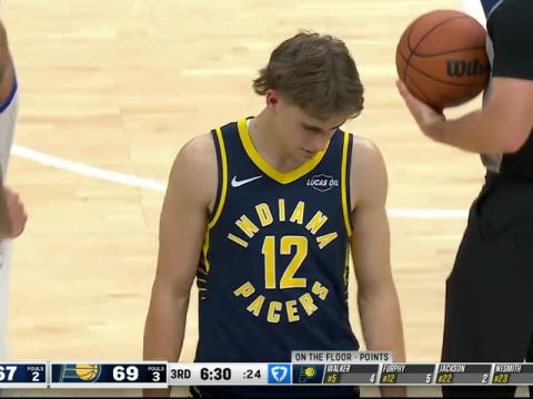 NBA常规赛：勇士vs步行者第3节英文原声回放