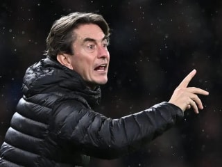 托马斯·弗兰克面临球员和球迷的不满，创造力真空让人联想到努诺