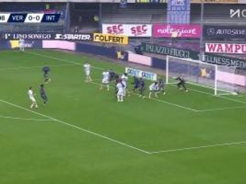 [进球视频]神仙球！恰20角球平抽弧顶 泽林斯基凌空世界波