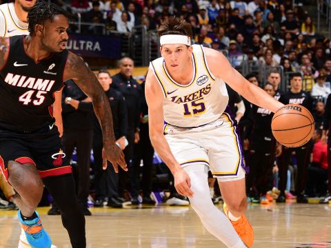 里夫斯vs热火集锦 得到26+11进攻串联两不误