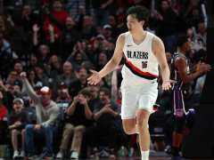 开拓者队记：随着罗威的回归，杨瀚森不再是开拓者的替补中锋