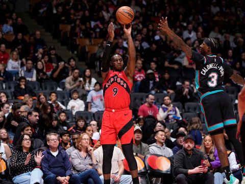 巴雷特vs灰熊集锦 全面发挥拿到27+6+6率队轻取灰熊