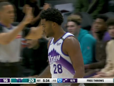 爵士vs黄蜂第1节中文解说回放