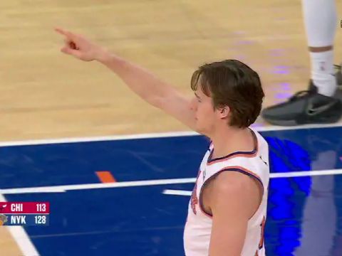 NBA常规赛：公牛vs尼克斯第4节中文解说回放