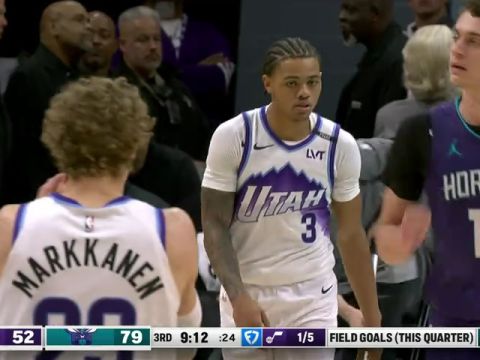 爵士vs黄蜂第3节中文解说回放