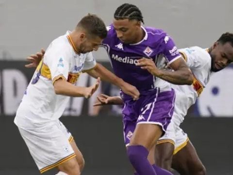 【意甲联赛第10轮】佛罗伦萨vs莱切录像回放在线观看(2025年11月02日)