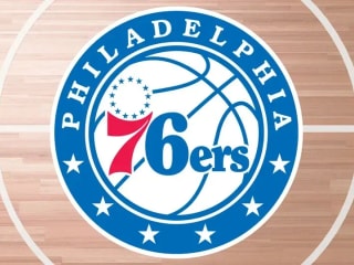 费城76人队的凯尔·洛瑞加入NBA 20个赛季俱乐部