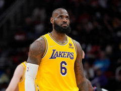 Shams：詹姆斯的未来去向存在不确定性，留守湖人是一个可能的选项