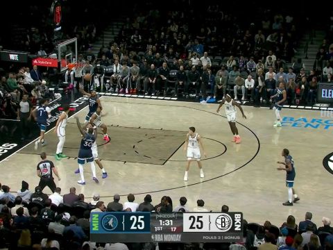 兰德尔vs篮网集锦 轰下三双拿到19+11+10