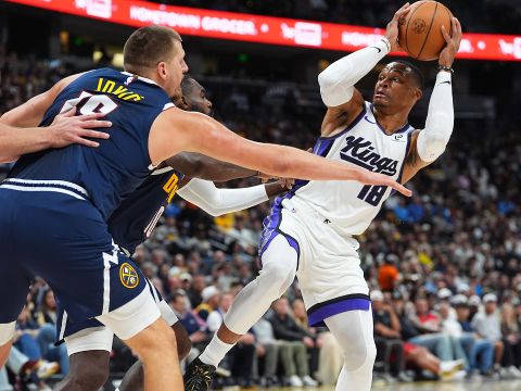 国王124-130掘金 约基奇34+14大号两双捍卫主场