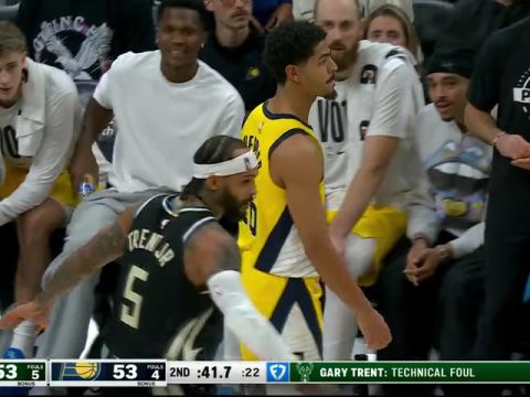 雄鹿vs步行者英文原声全场回放