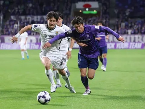 【亚精英赛东亚区第4轮】广岛三箭vs江原FC录像回放在线观看(2025年11月04日)