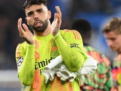 叹息之墙，拉亚首10轮发挥非凡，扑救次数多达16次