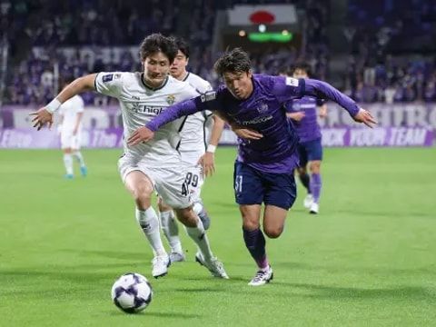 广岛三箭vs江原FC回放录像【2025年11月04日】