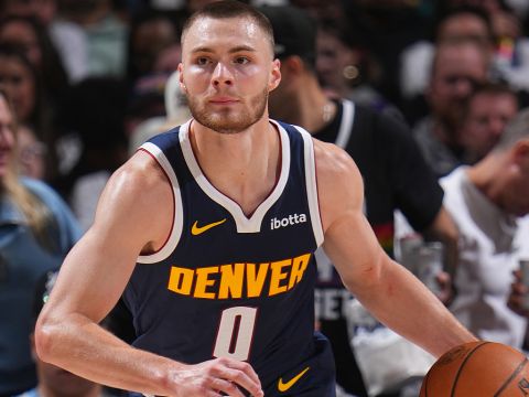 布劳恩vs国王集锦 10投7中拿到21分效率颇高