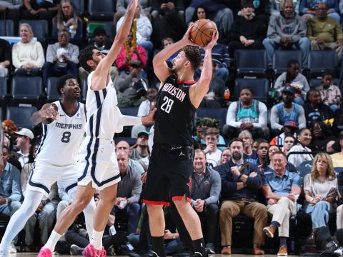 火箭124-109灰熊 火箭7人得分上双客场轻取灰熊