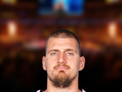 NBA每日助攻王：尼古拉·约基奇16助攻(2025年11月06日)