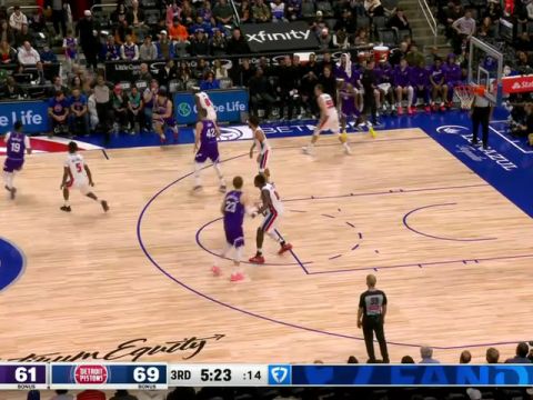 NBA常规赛：爵士vs活塞第3节英文原声回放