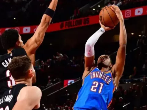 【全场回放】 开拓者vs雷霆 (杨健、曾令旭、李根、佳依)