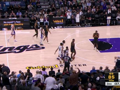 勇士vs国王第3节英文原声回放